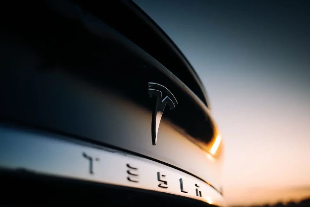 Read more about the article Best Tesla Edmonton Paint Protection